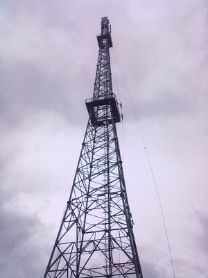 Apoio 30 40 45 telecomunicações angulares da torre de antena de rádio de 50 medidores