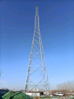 30m torre de aço da estrutura de 3 telecomunicações de WIFI do Internet do pé 5G do pé 4 autossuficiente