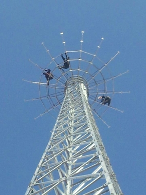 Mastro triangular de Guy Wire Tower Lattice Triangle da antena do aço 30m